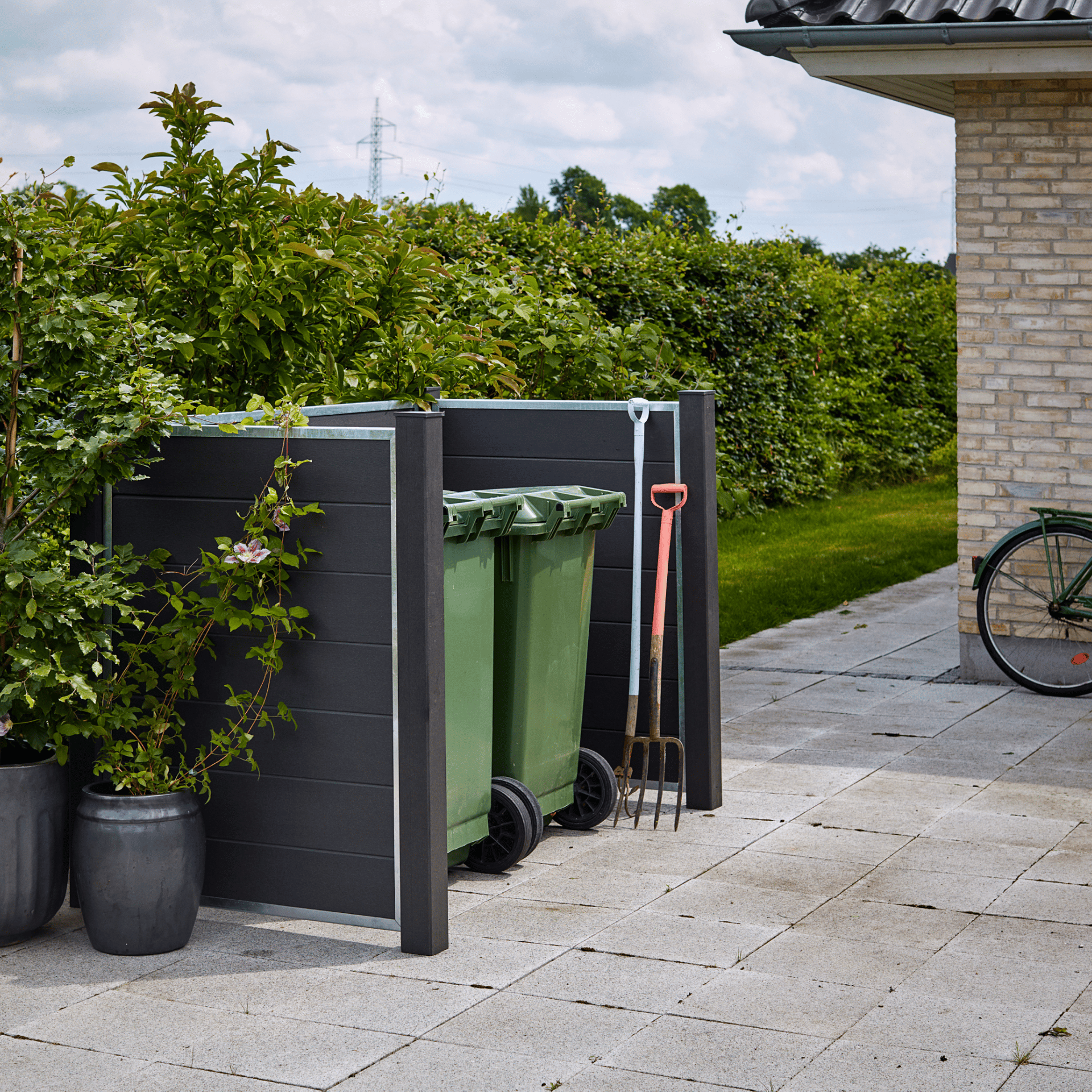 PLUS RENOVATIONSSKJUL FUTURA MED KOMPOSITSTOLPER+STOLPEFOD TIL NEDSTØBNING 127X108X198CM 5 PLUS RENOVATIONSSKJUL FUTURA MED KOMPOSITSTOLPER+STOLPEFOD TIL NEDSTØBNING 127X108X198CM - Billede 3