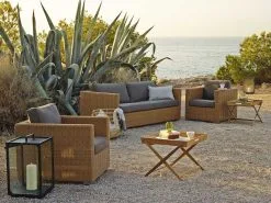 CANE-LINE CHESTER LOUNGESOFA 3-PERS. NATUR FLET 197X63X85CM -Haveindretning Butik 2164854 9111394 CANE LINE CHESTER LOUNGESOFA 2